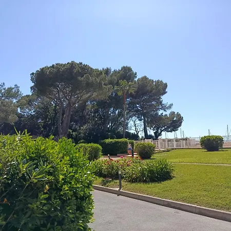 4 Pers - 2 Espaces Nuit - Piscine & Parking *
